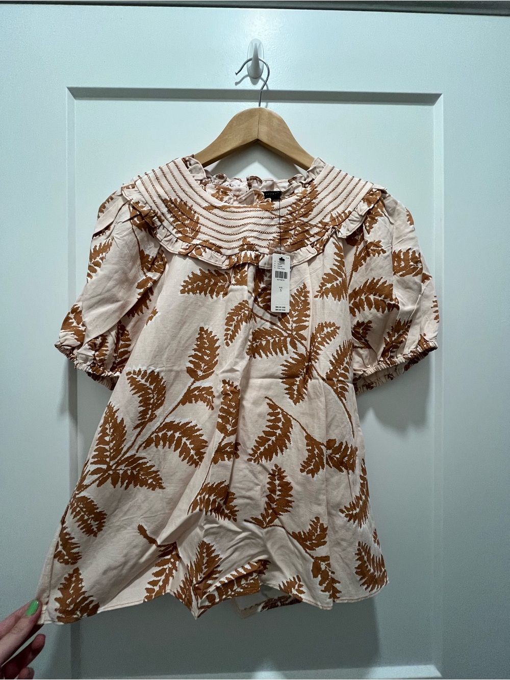 Current Air Cream and Brown Fern-Print Puff Sleeve Blouse
